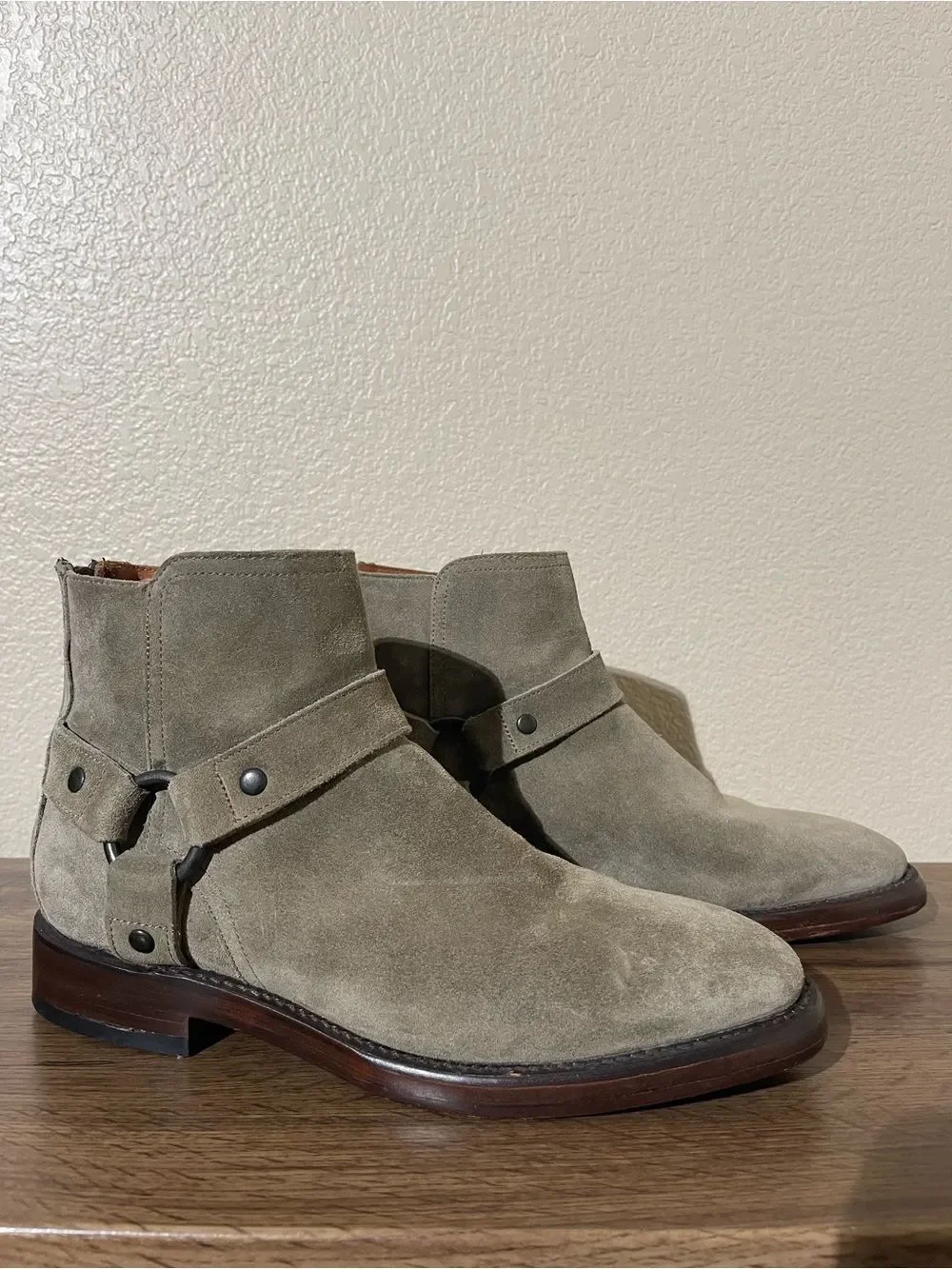 Frye Men's Suede Chukka Boots in Taupe